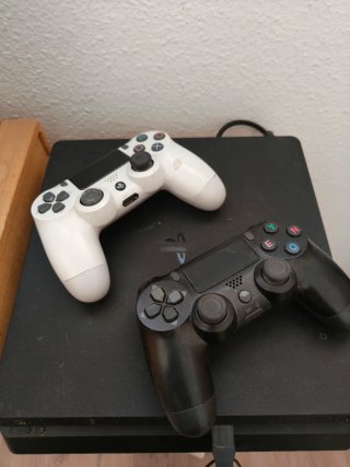 Consola PlayStation 4 Slim 500GB