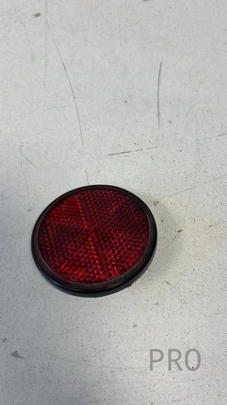 Catadióptrico reflector rojo universal 84 mm
