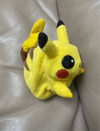 Peluche Pikachu