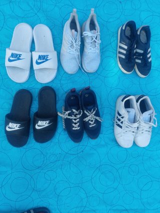 Lote de 2 pares de chanclas Nike
