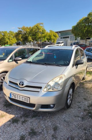 Toyota Verso 2006