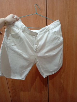 Pantalones cortos blancos