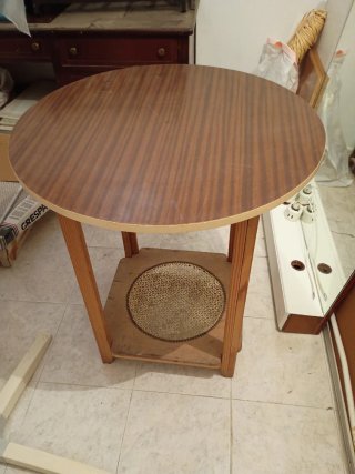 Mesa camilla redonda de madera