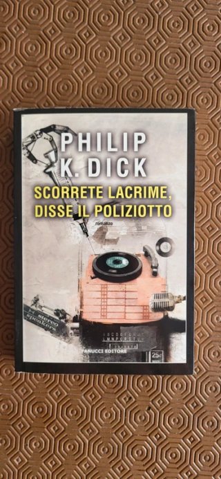 Scorrete lacrime, disse il poliziotto