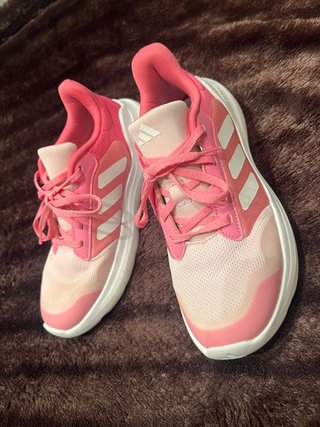 Zapatillas Adidas Rosas y Blancas Talla 39
