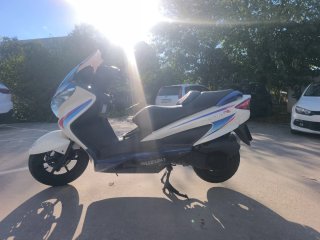 Suzuki Burgman 125