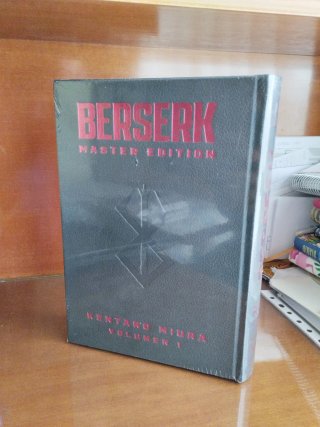 Berserk máster edition 1