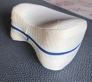 Almohada ergonómica viscoelástica para rodillas