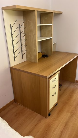 Escritorio con Estantería y Cajonera