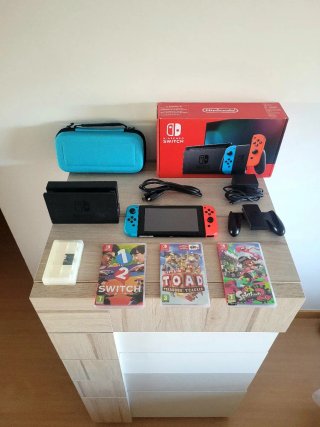 Nintendo Switch como NUEVA con juegos y accesorios
