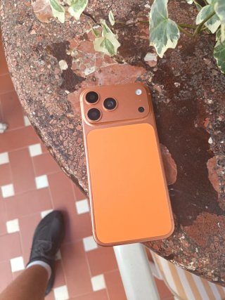 iPhone 17 de EXIBICION (No Funciona)
