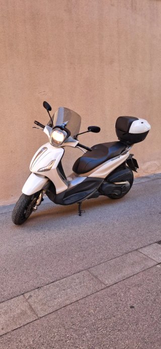 Piaggio Beverly 350