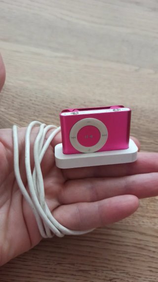 iPod Shuffle Rosa