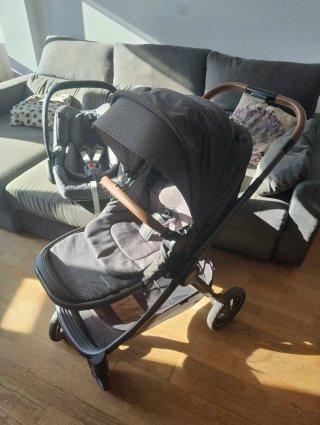 Carrito 3 en 1 Bebe Confort Color: gris