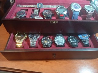 Colección de 12 Relojes de Pulsera más 2 total 14