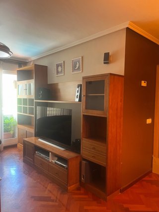 Mueble de Salón de Madera de Nogal