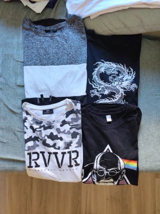 Set de 4 camisetas talla M