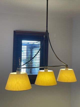 Lámpara de techo rústica de tres luces