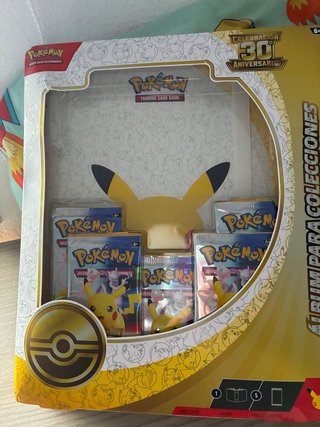 Álbum 30 Aniversario Pokémon