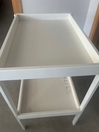 Cambiador de madera IKEA