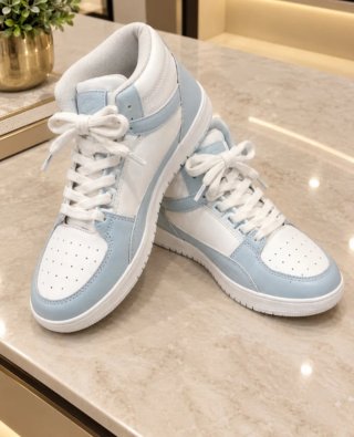 Zapatillas Deportivas Blancas y Azules