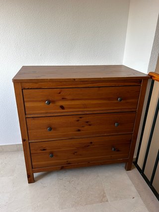 Cómoda de madera