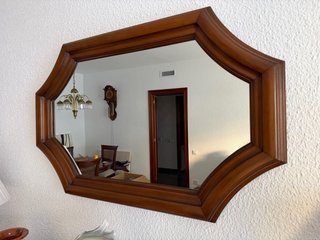 Espejo Octogonal con Marco de Madera