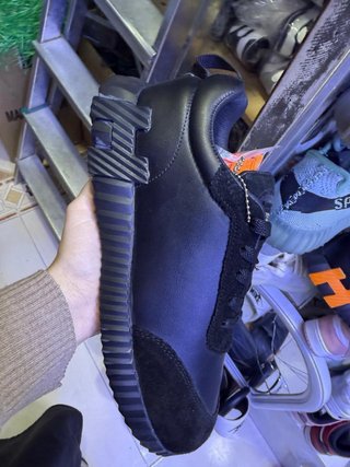2 Pares de Zapatillas H Paris