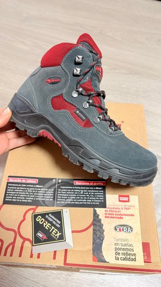 Botas de Montaña Chiruca Gore-Tex T39 COMO NUEVAS.