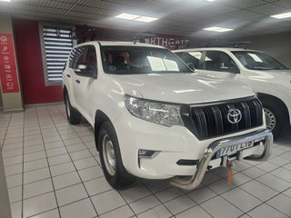 Toyota Land Cruiser 7 PLAZAS*POCOS KM *EN OFERTA!!