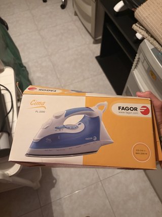 Plancha de vapor Fagor Cima PL-2200 con caja