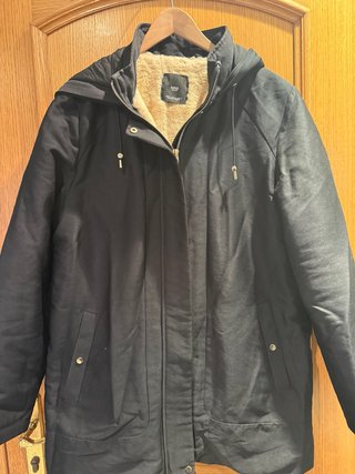 Parka Negra Mango