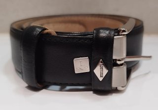 Cinturón de piel Lottusse negro