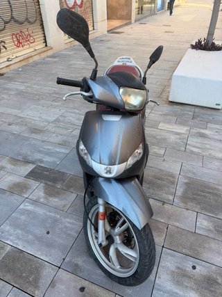 Scooter Peugeot Tweet evo 125cc
