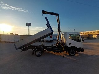 NISSAN NT400 MOTOR 3.000 2019 BASCULANTE CON GRUA