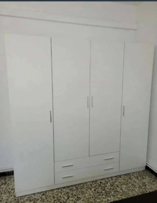 Armario Blanco de 4 Puertas