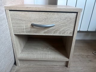 Mesillas de noche de madera