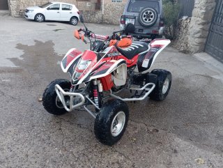Suzuki LTZ 400