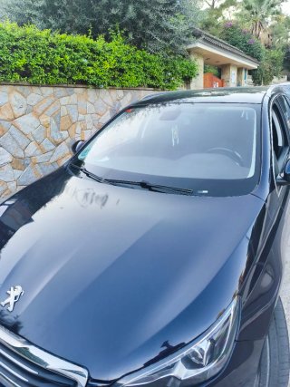 Peugeot 208 2016