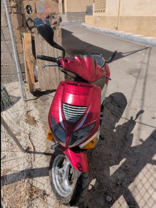 Peugeot speedfight LC 2013