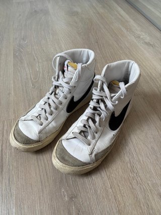Zapatillas Nike Blazer Mid Blancas Negras