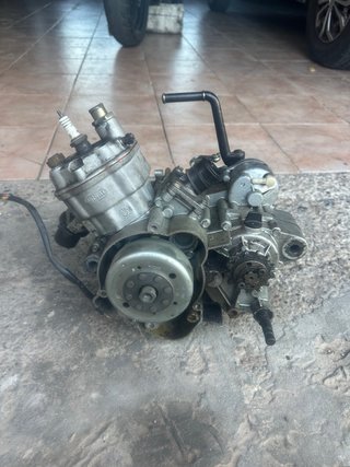 Bloque motor €3 NEGOCIABLE