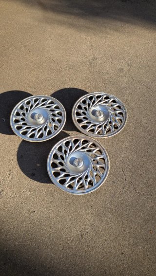 3 Tapacubos Ford