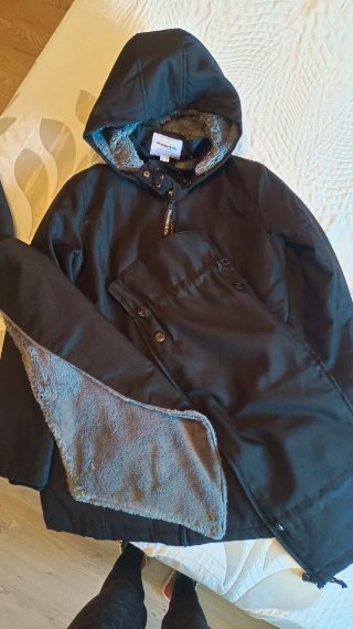 Abrigo de Porteo y Premamá Wombat Negro
