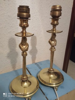 Pareja de Lámparas Antiguas de Latón