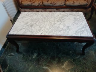 Mesa de Centro de Madera y Mármol