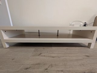 Mesa de Televisión Blanca de Ikea. Modelo Lack