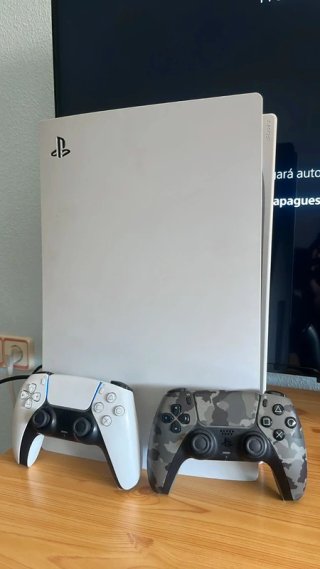 Consola PlayStation 5 (PS5) con 2 mandos