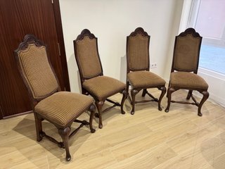 Set de 4 sillas clásicas restauradas