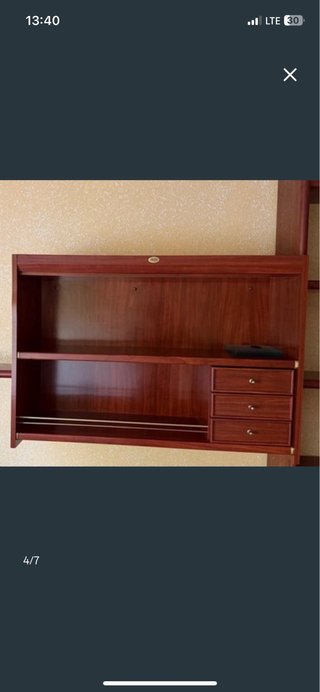 Estante de Pared de Madera con Cajones